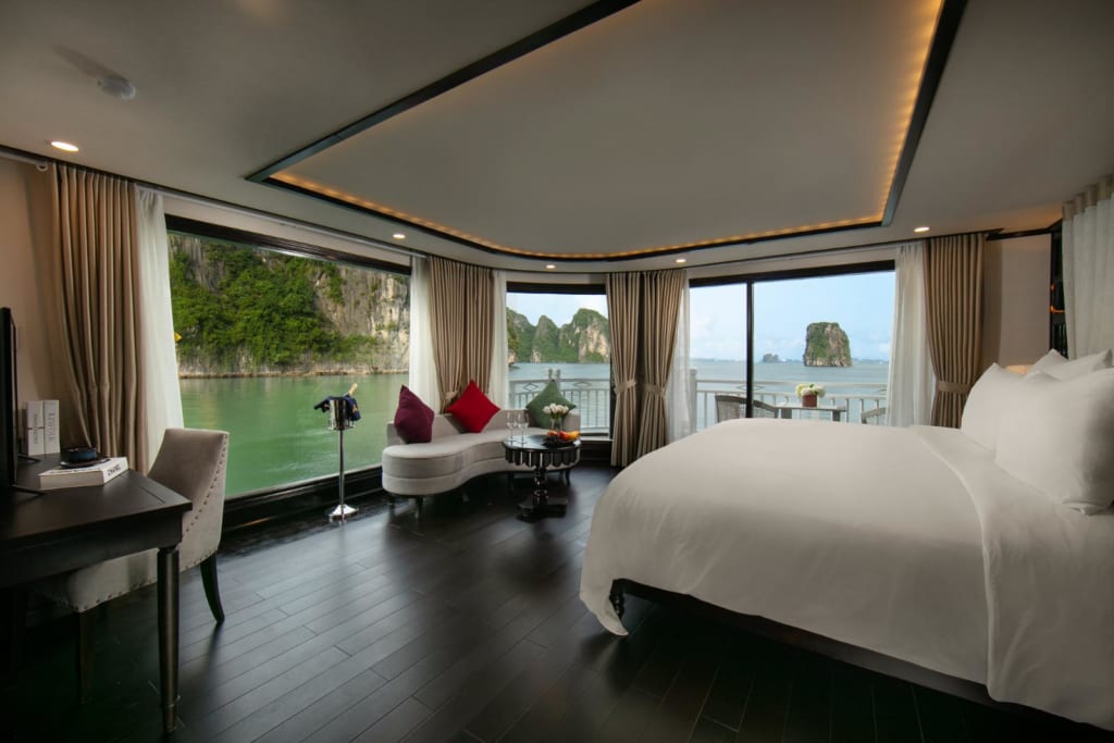 Royal Suite Room With Balcony