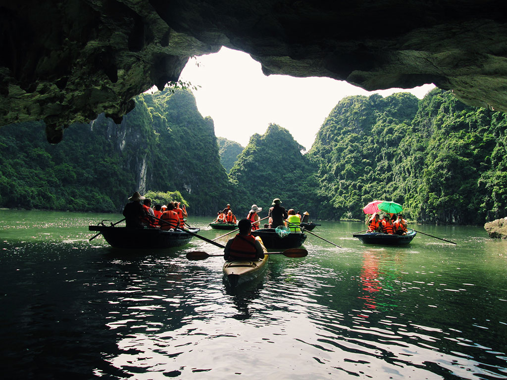 Luon Cave in Halong Bay