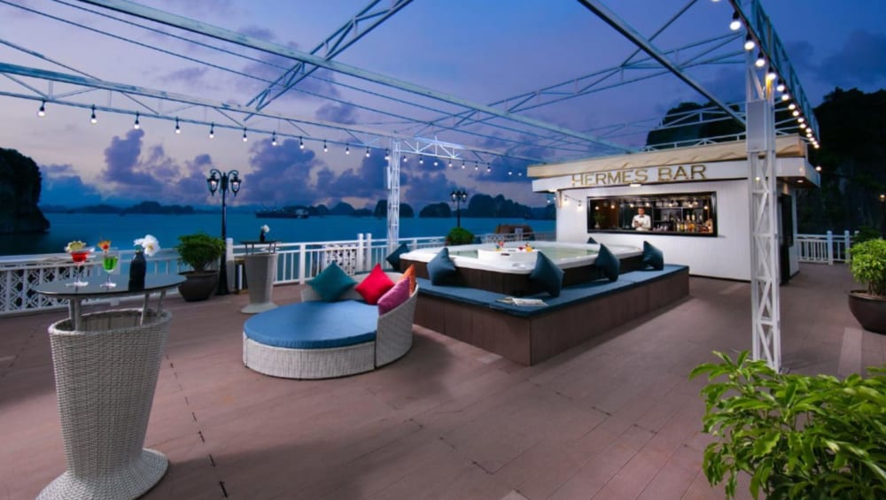 hermes cruise sundeck